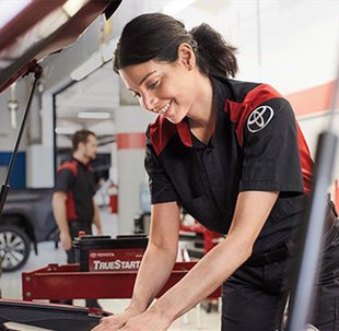 Service Center | Chuck Patterson Toyota in Chico CA