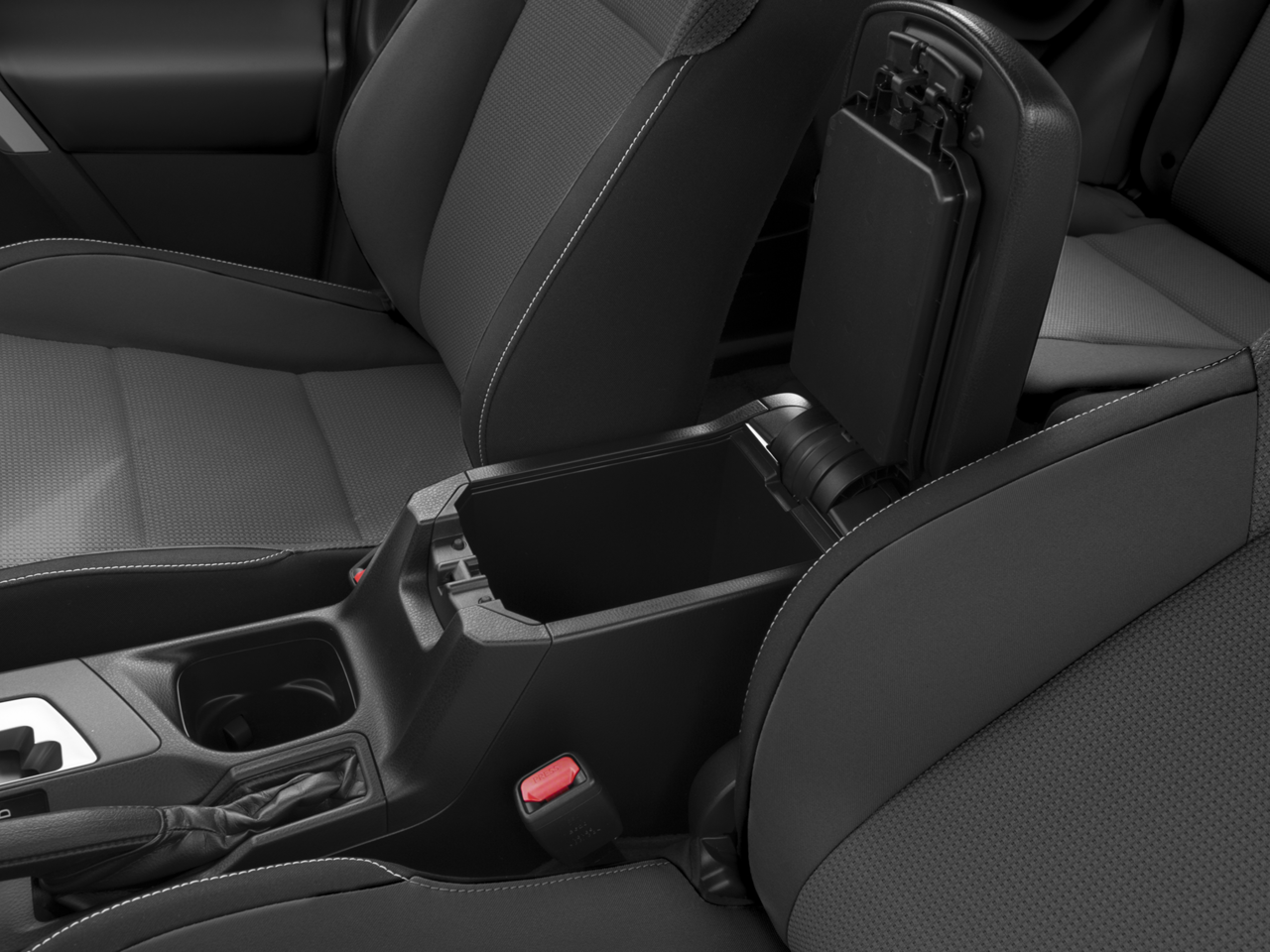 2018 Toyota RAV4 XLE - Photo 9