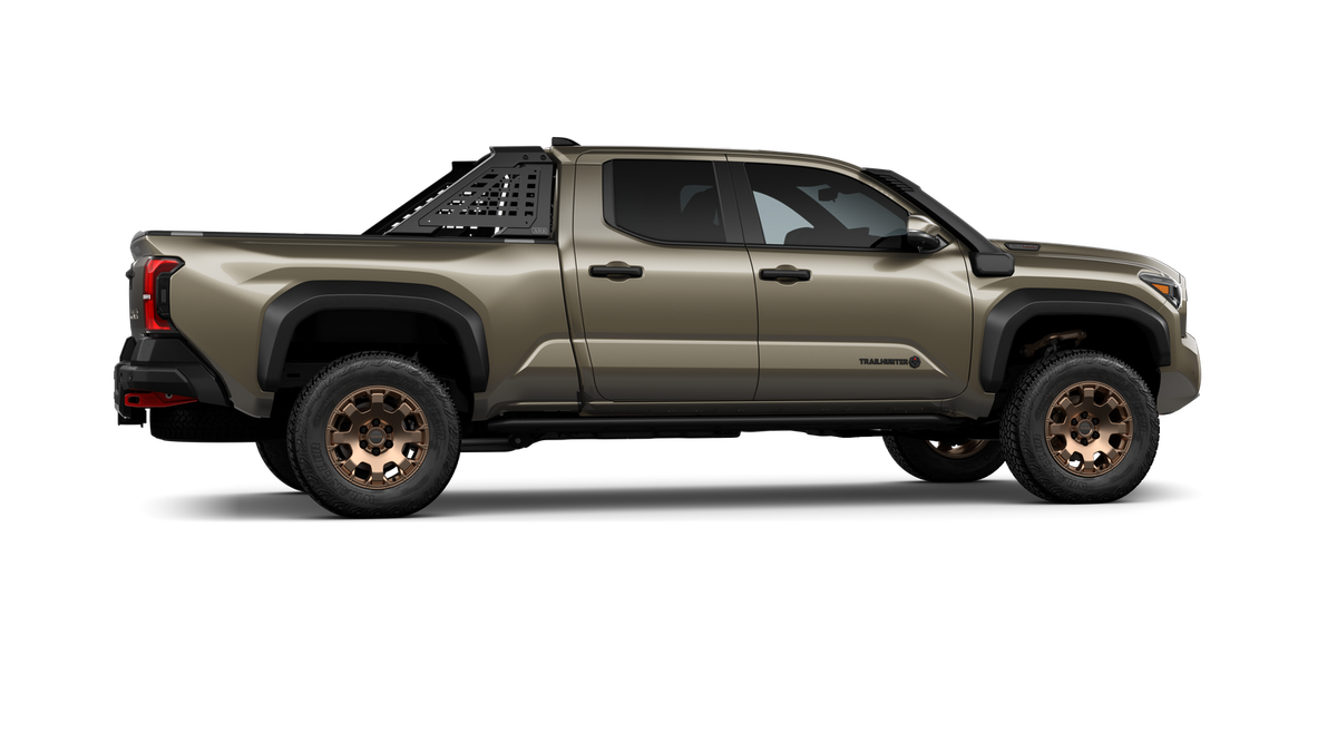 2026 Toyota Tacoma i-FORCE MAX Trailhunter