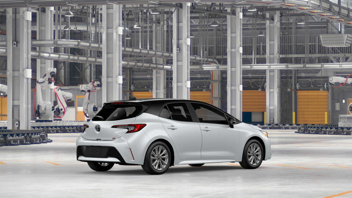 2027 Toyota Corolla Hatchback SE