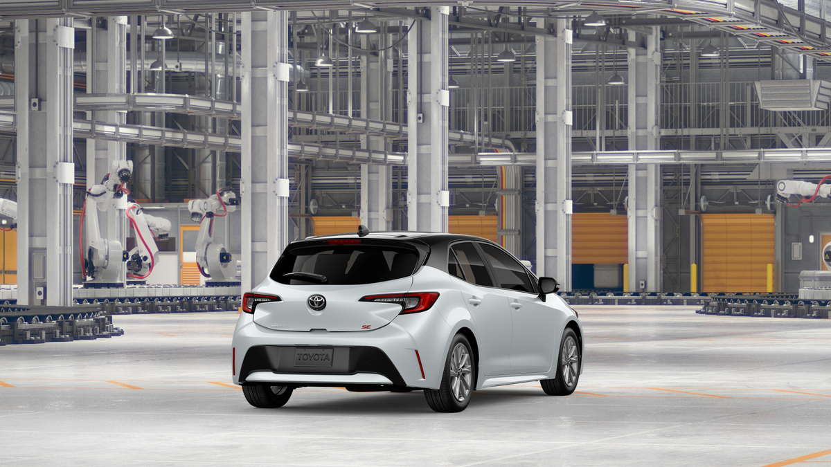 2027 Toyota Corolla Hatchback SE