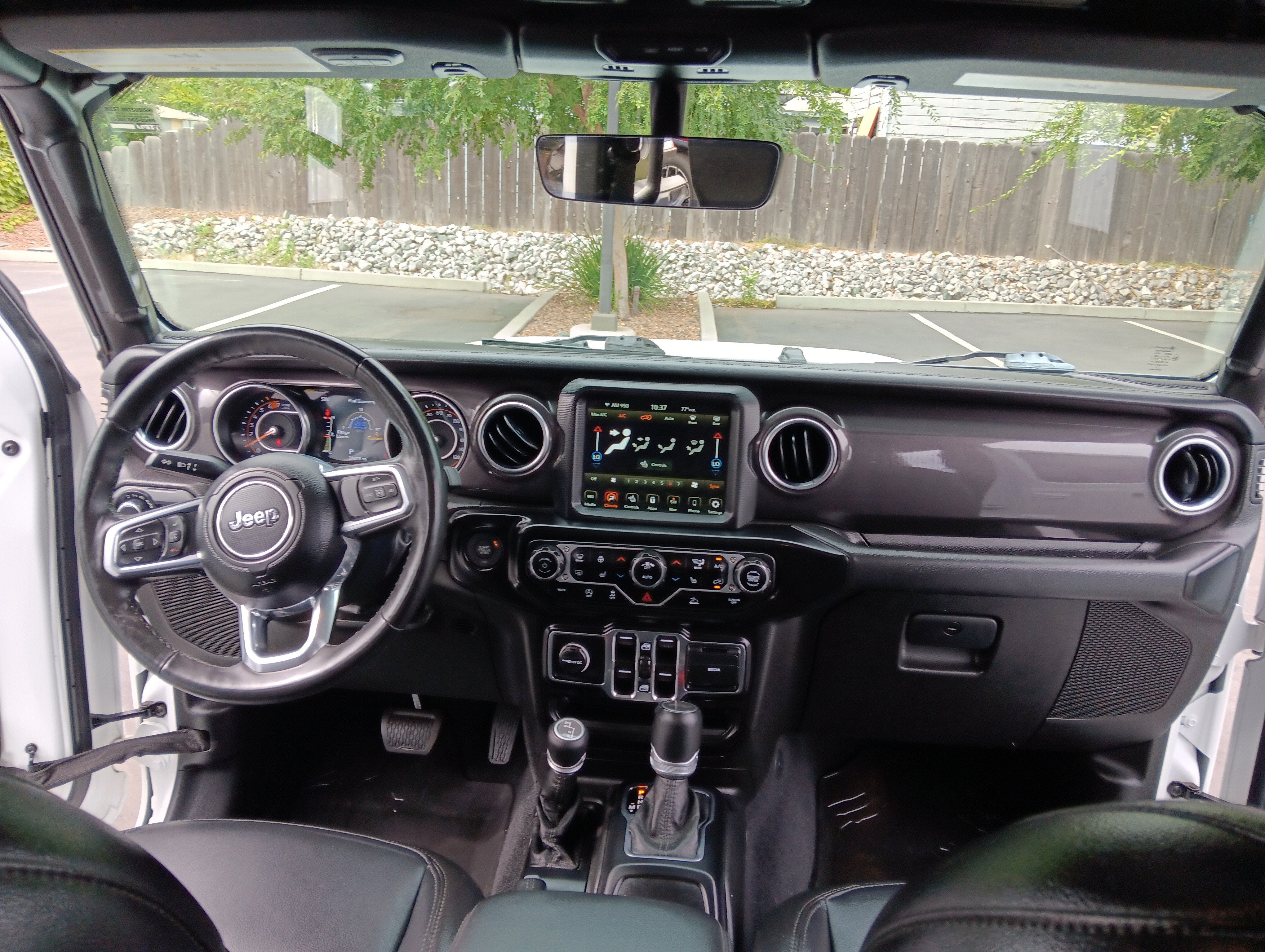 2022 Jeep Wrangler Unlimited Sahara Altitude