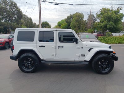 2022 Jeep Wrangler Unlimited Sahara Altitude