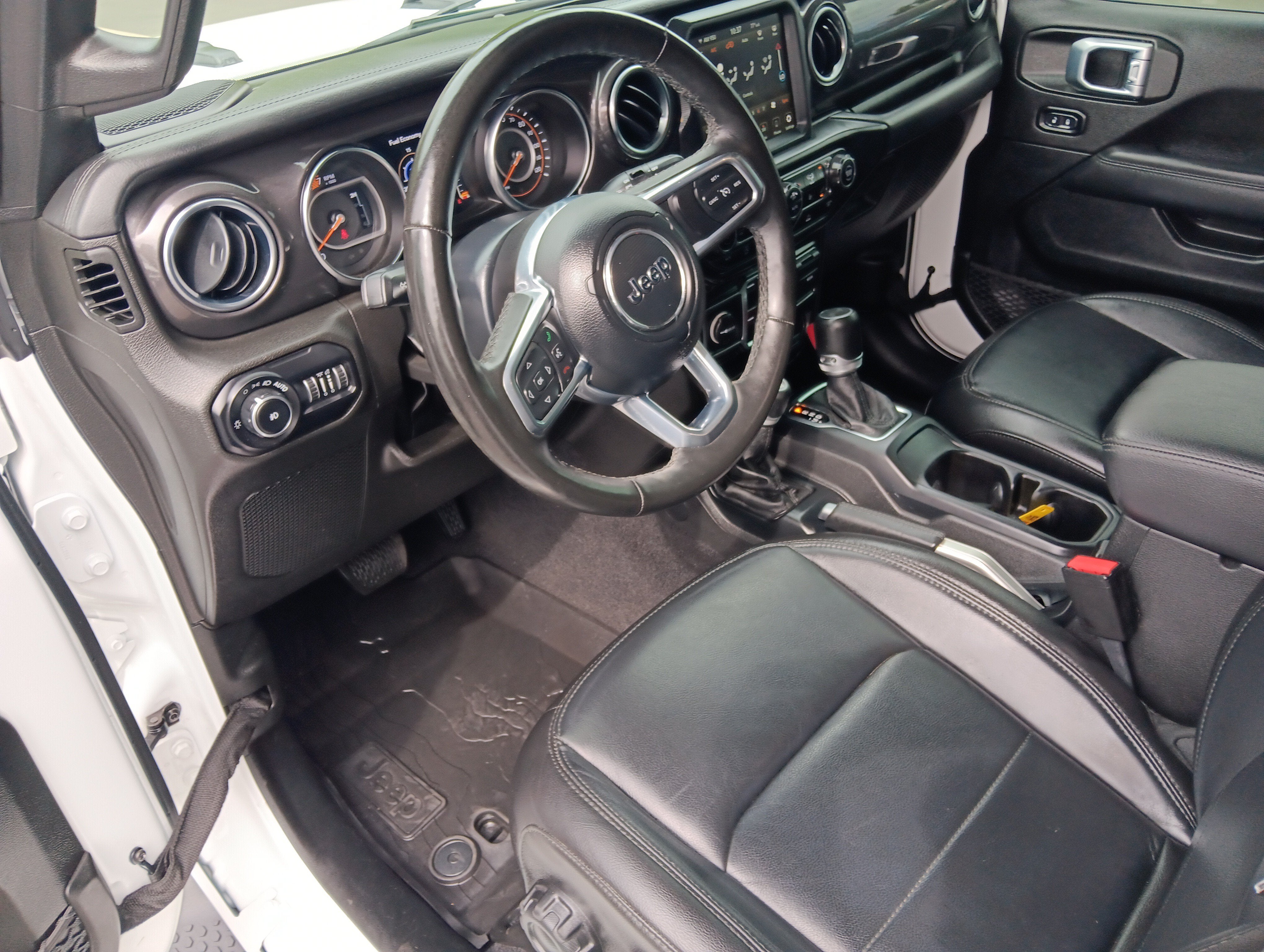 2022 Jeep Wrangler Unlimited Sahara Altitude