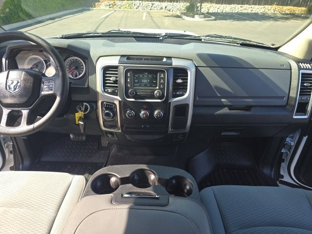 2017 RAM 1500 SLT