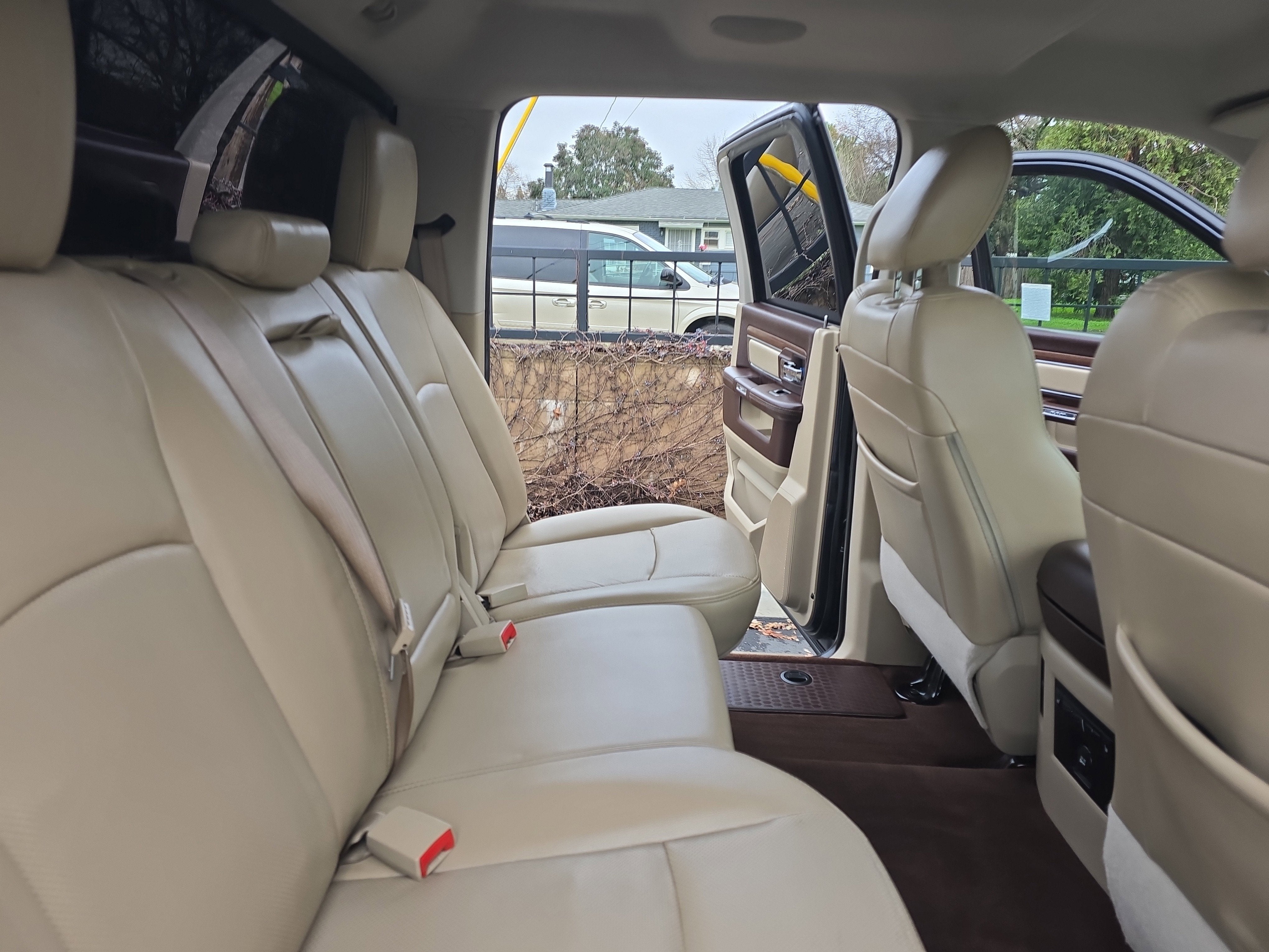 2016 RAM 1500 Laramie