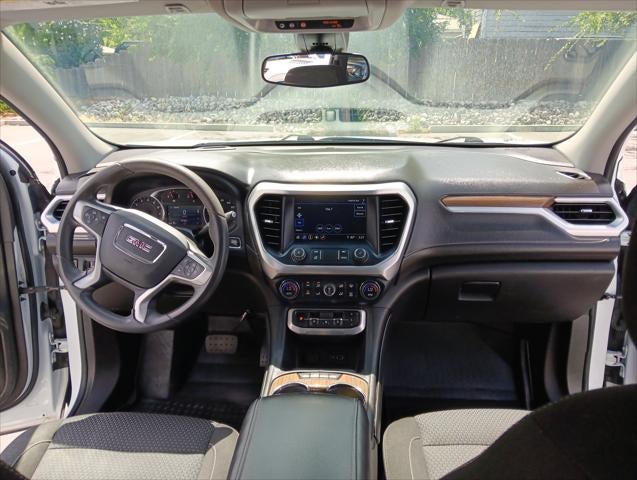 2022 GMC Acadia SLE