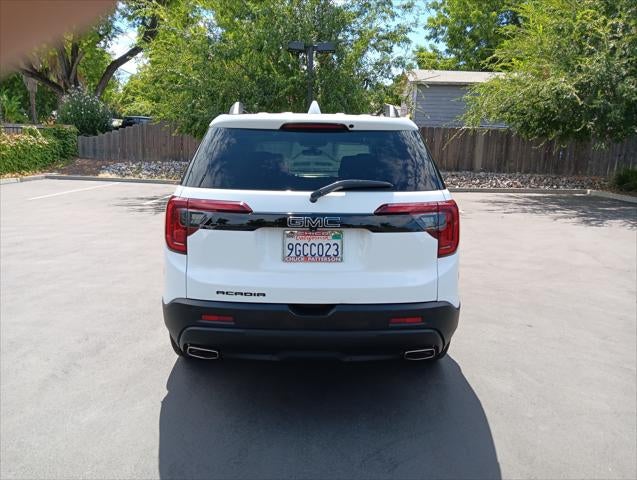 2022 GMC Acadia SLE
