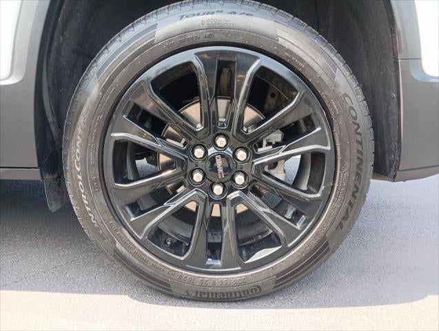 2022 GMC Acadia SLE