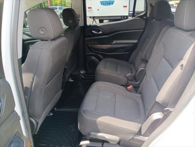 2022 GMC Acadia SLE