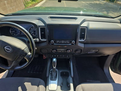 2022 Nissan Frontier SV