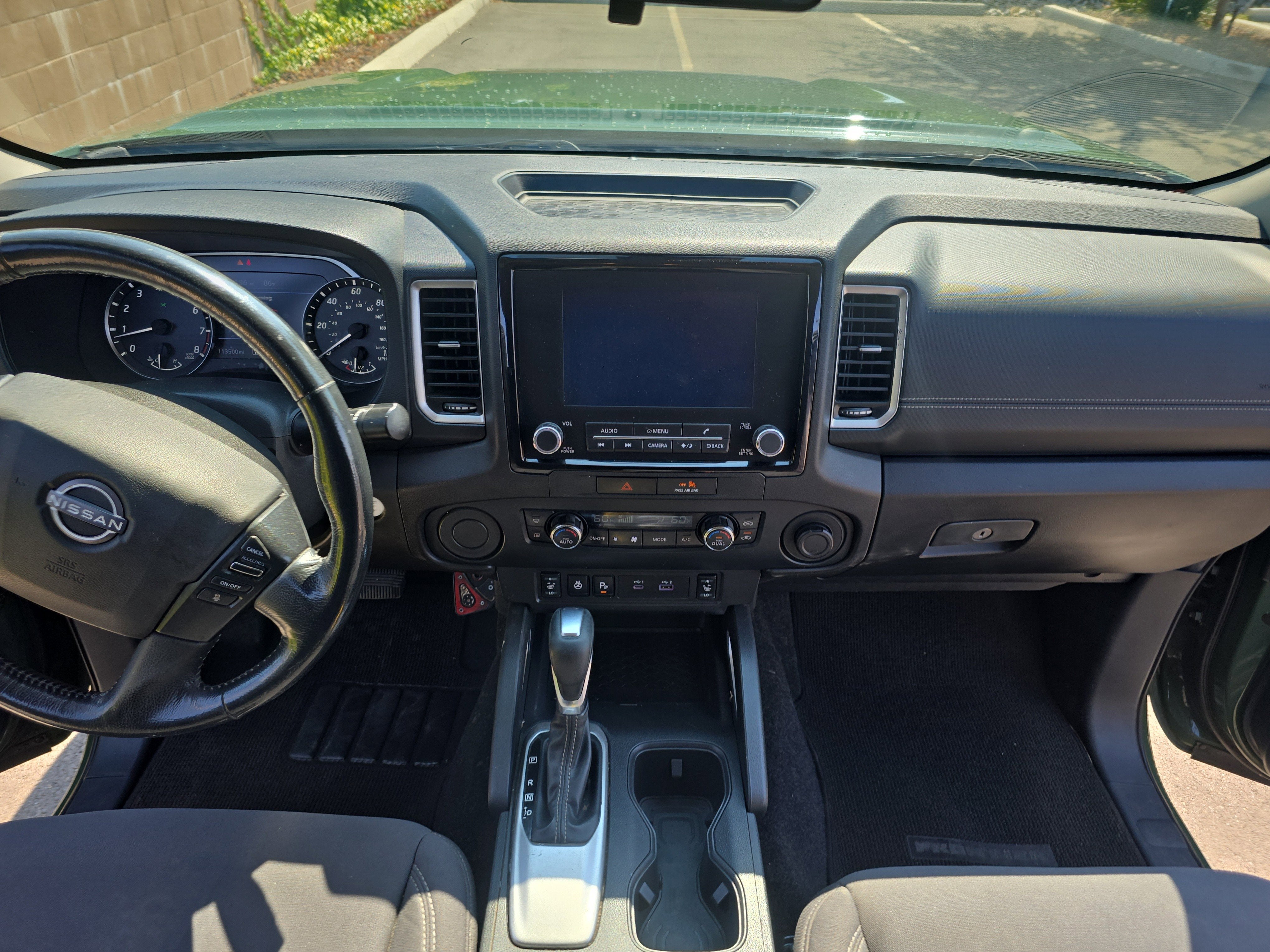 2022 Nissan Frontier SV