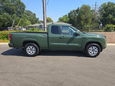 2022 Nissan Frontier SV