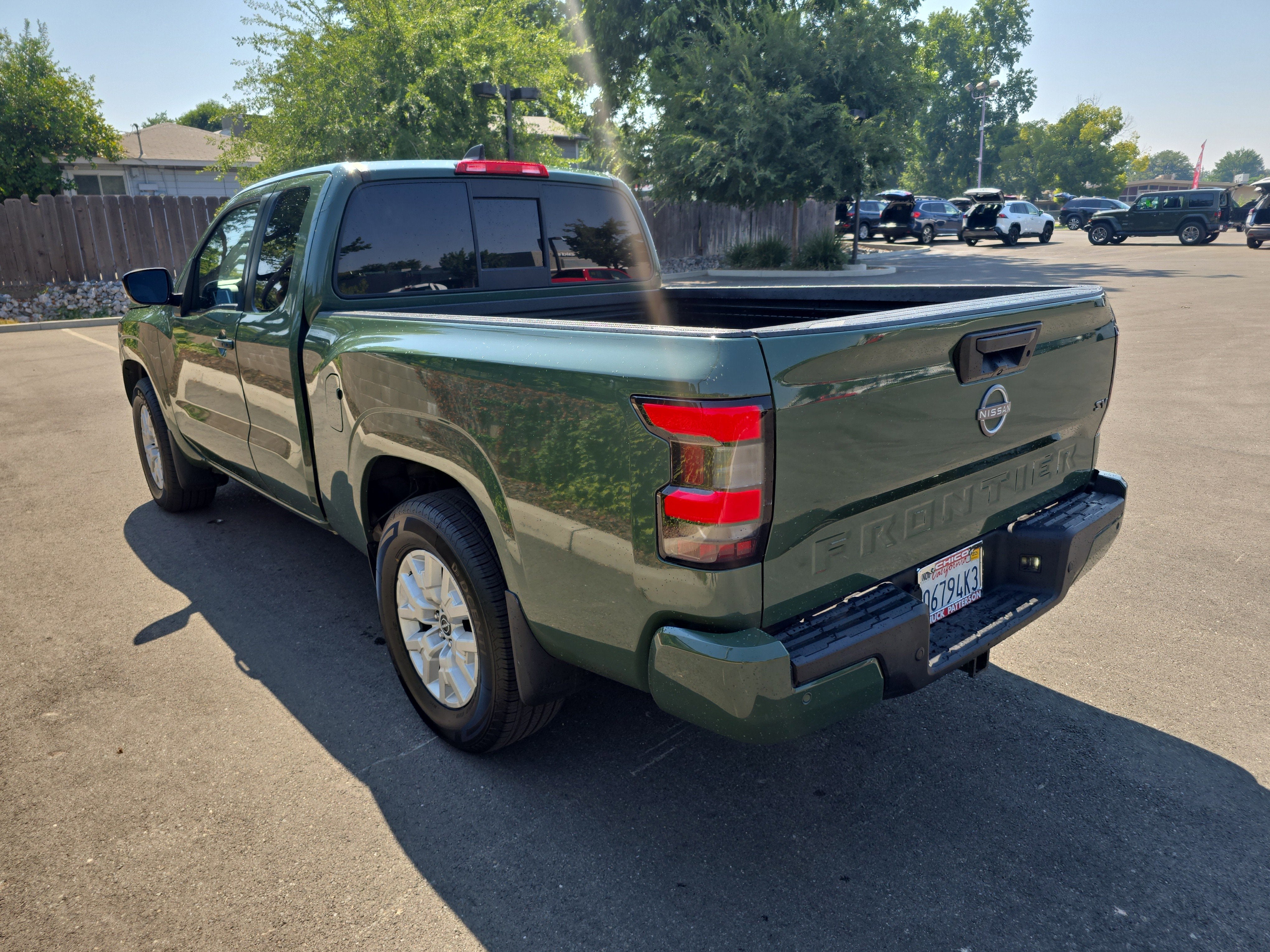 2022 Nissan Frontier SV