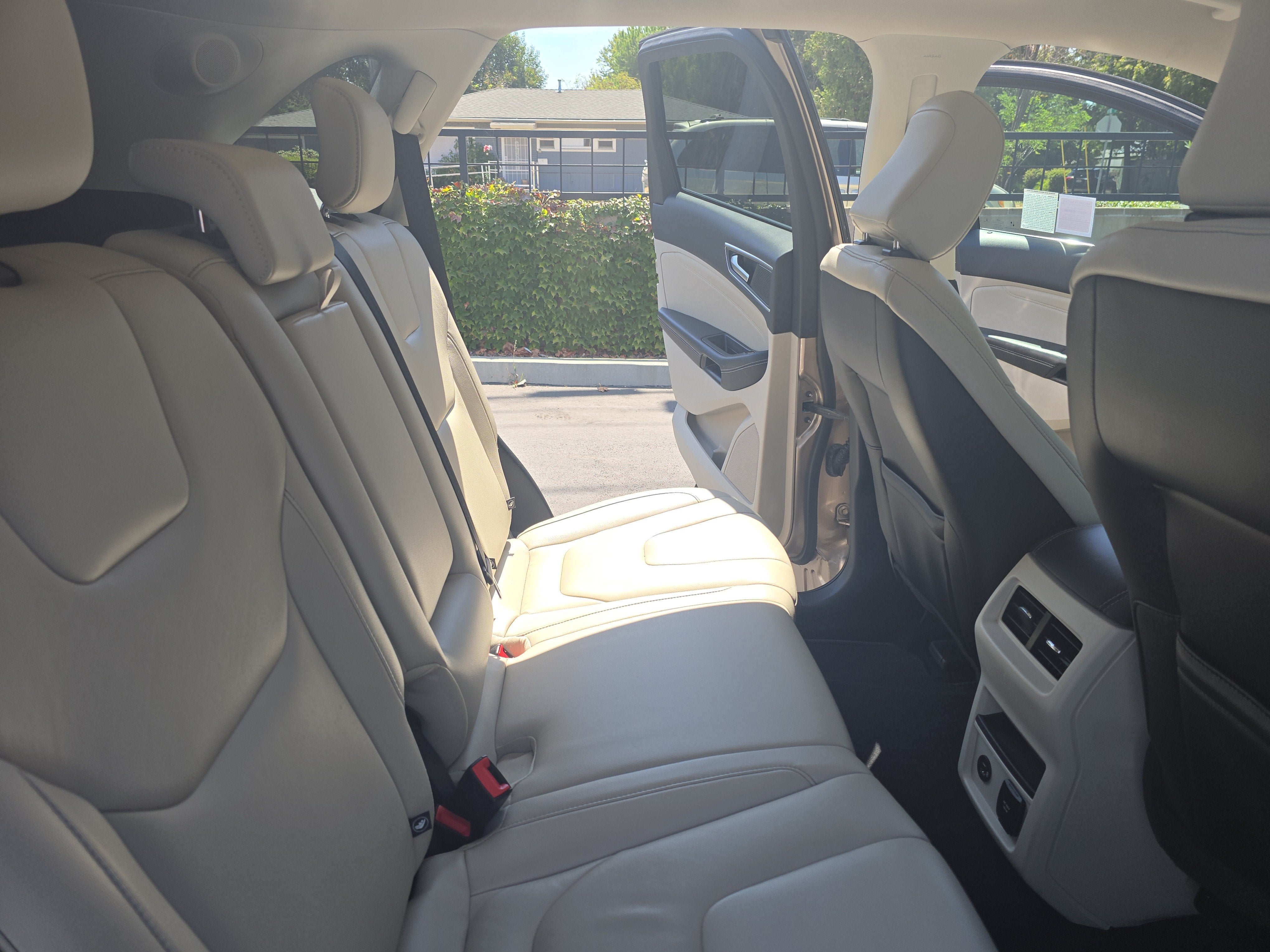 2021 Ford Edge Titanium