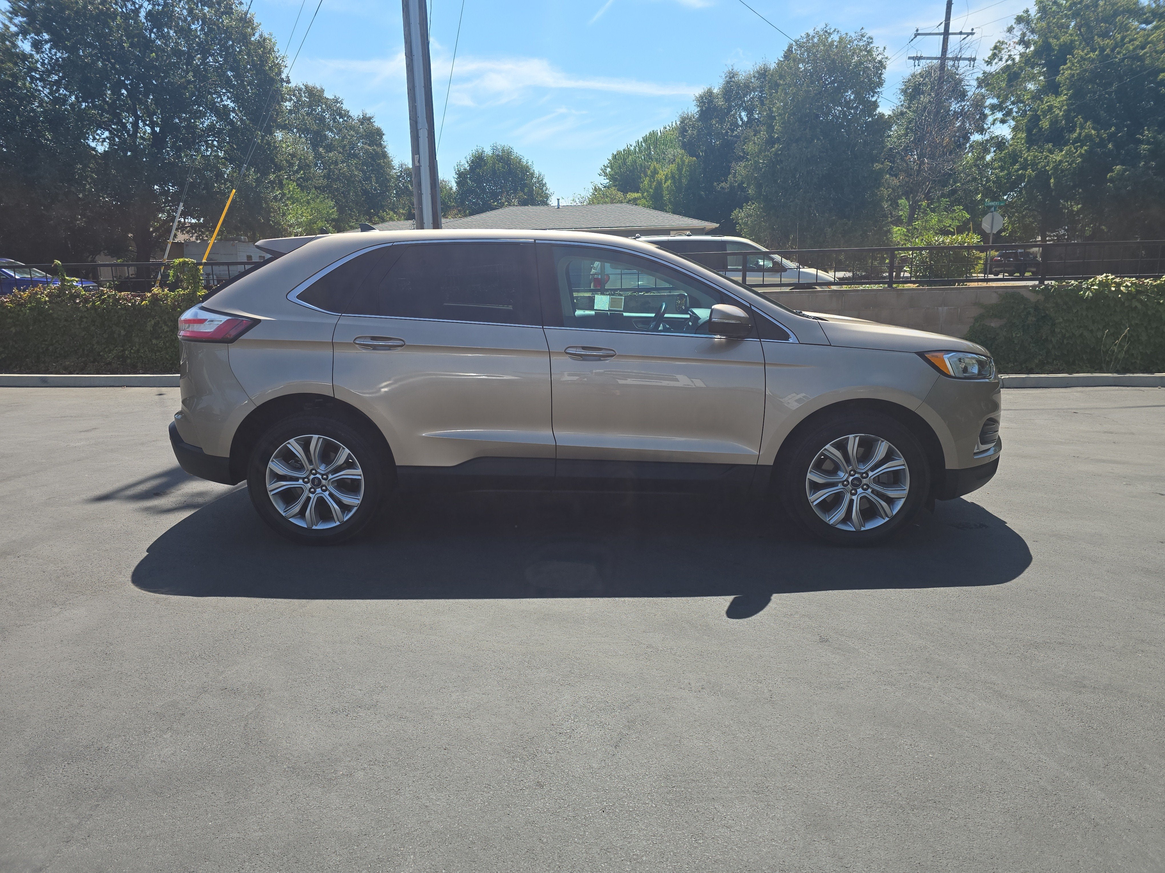 2021 Ford Edge Titanium