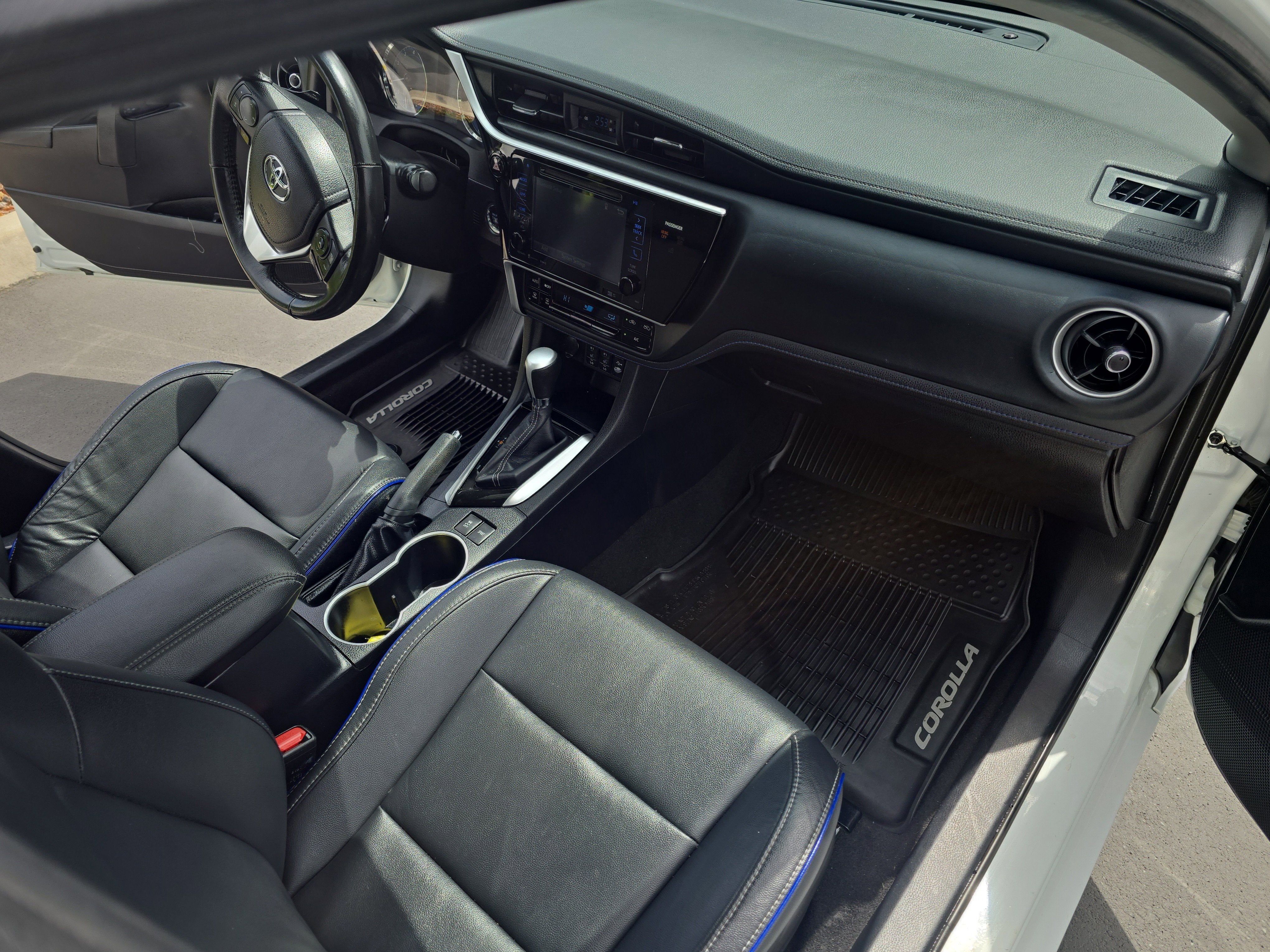 2017 Toyota Corolla XSE