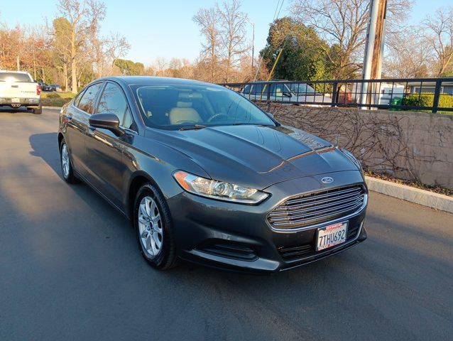 2016 Ford Fusion S