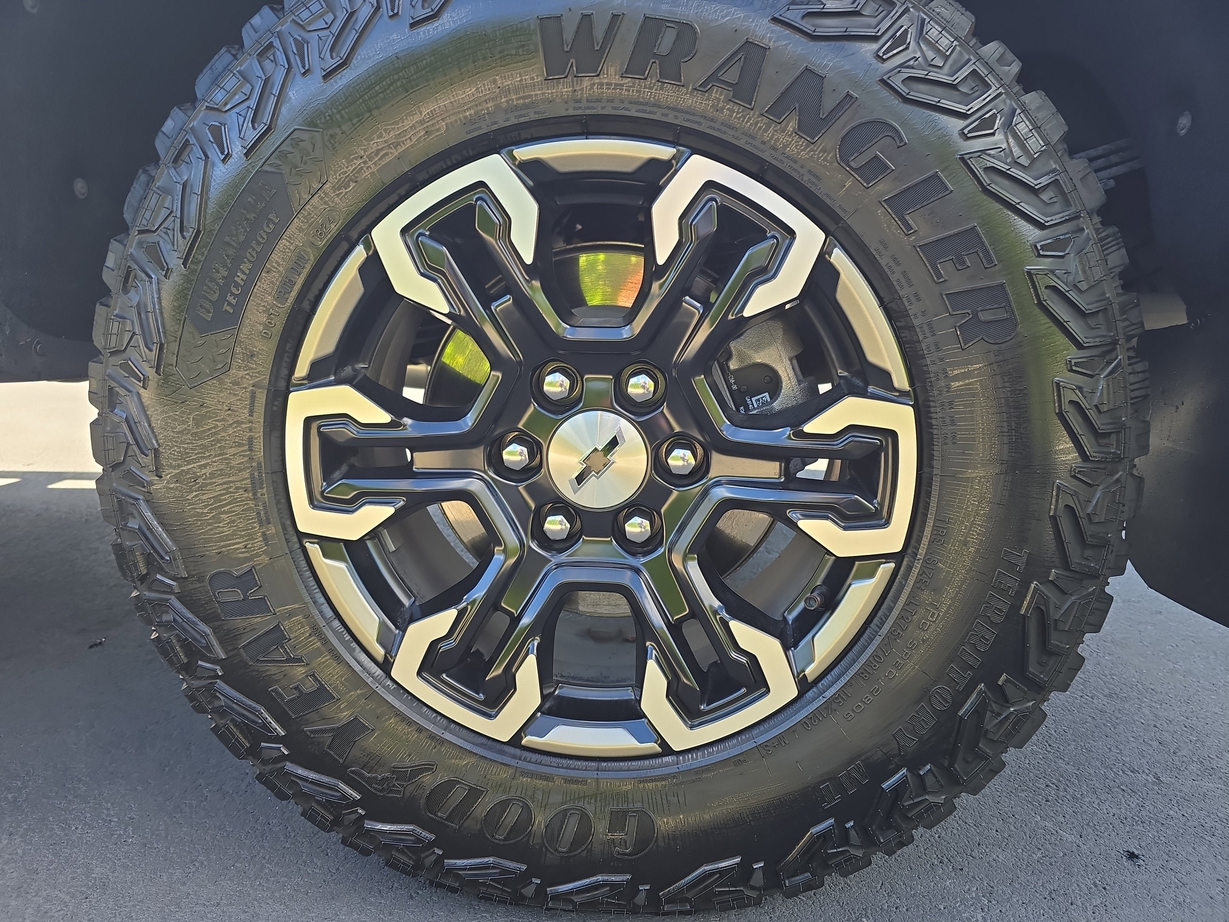 2024 Chevrolet Silverado 1500 ZR2