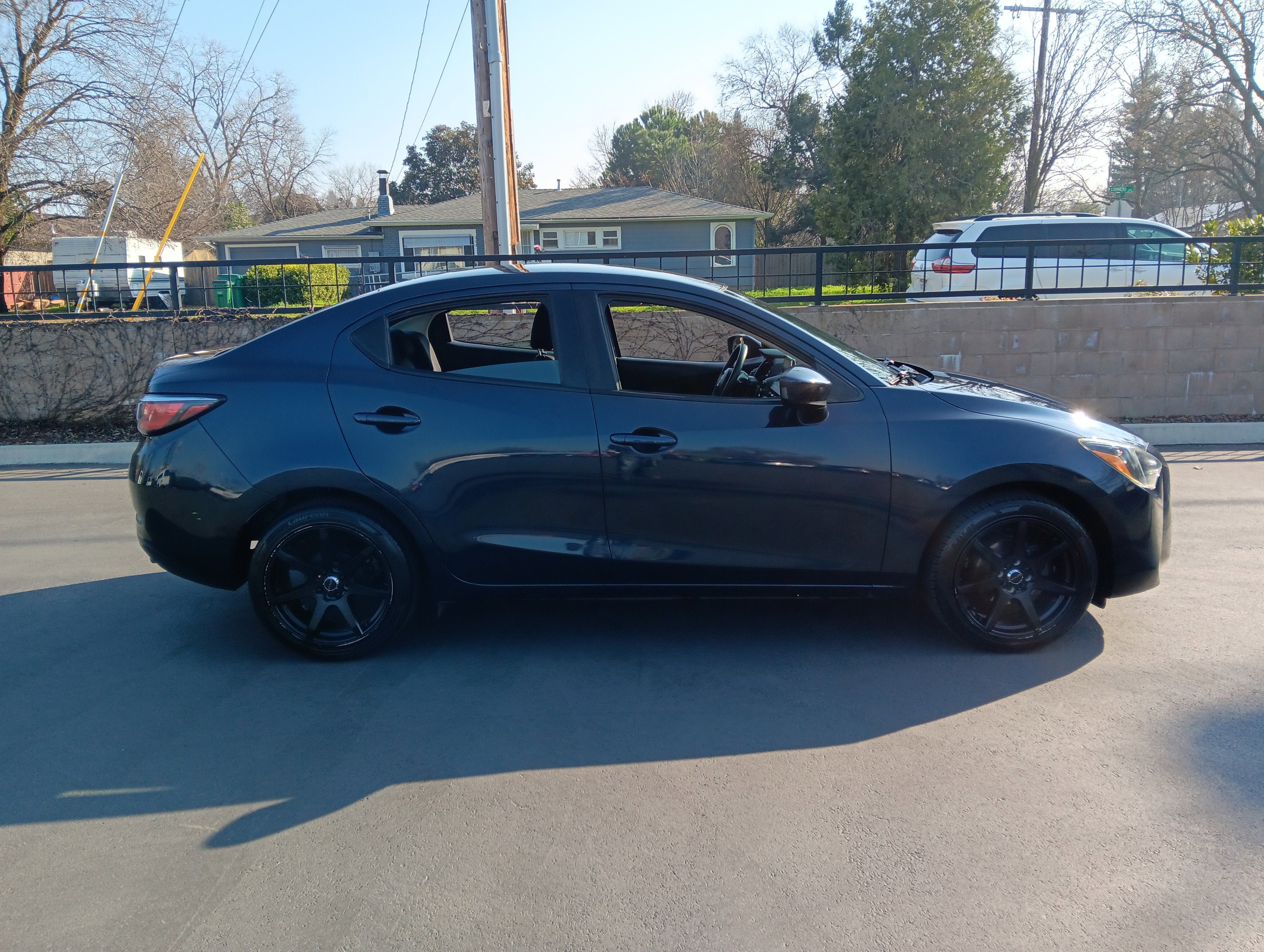 2017 Toyota Yaris iA Auto (Natl)