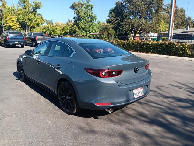 2023 Mazda Mazda3 2.5 S Carbon Edition