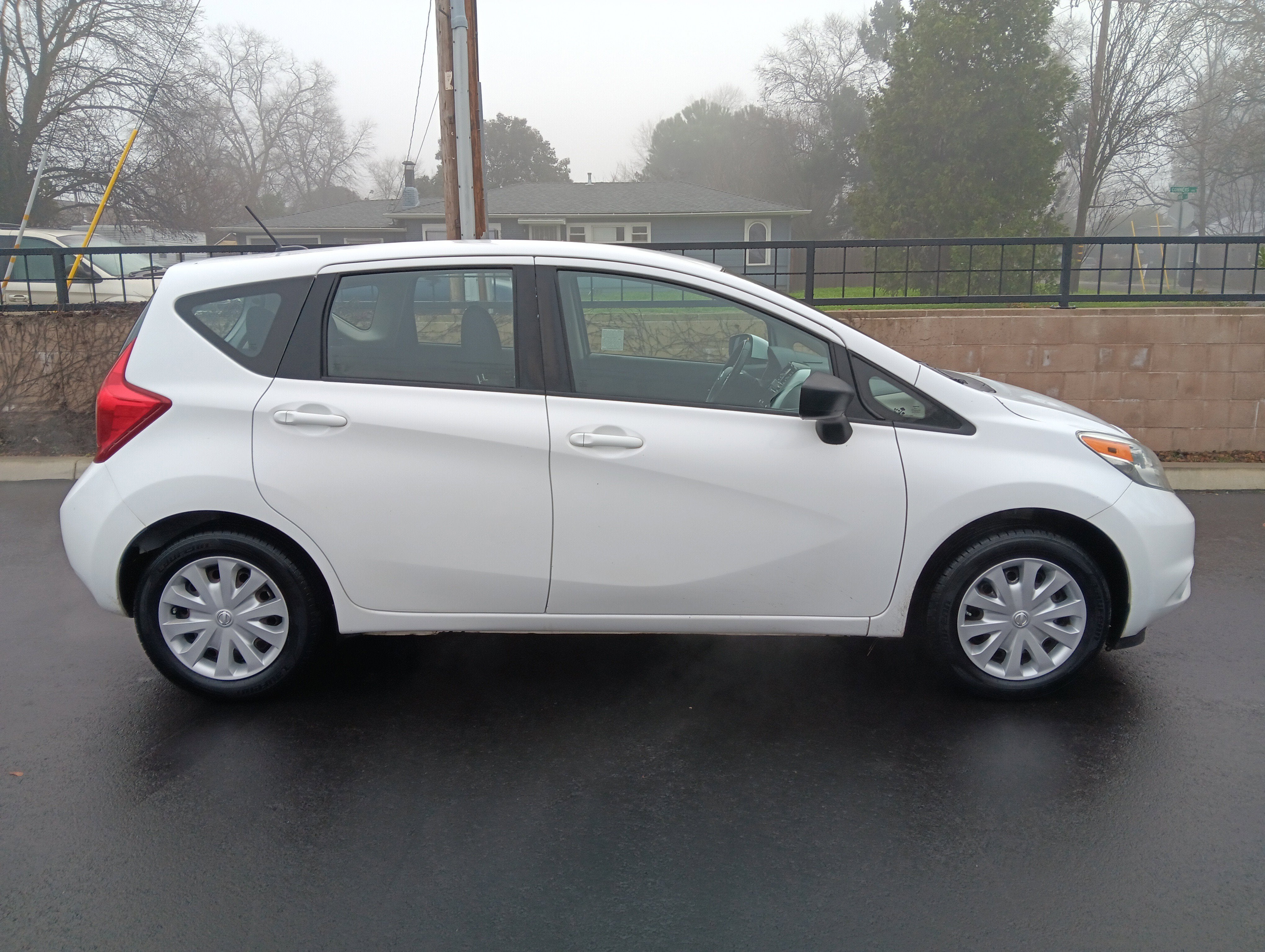 2016 Nissan Versa Note SV