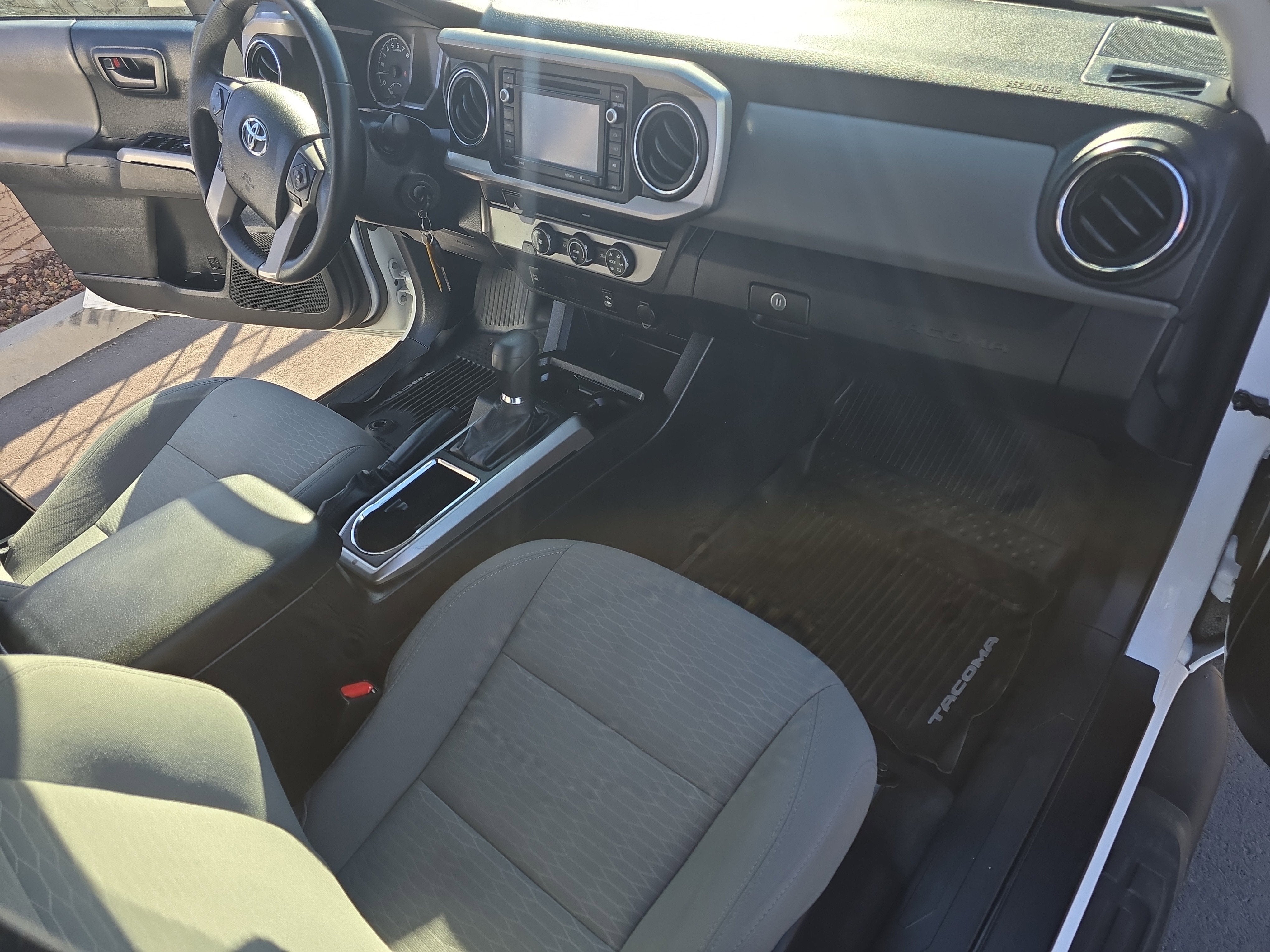 2017 Toyota Tacoma SR5