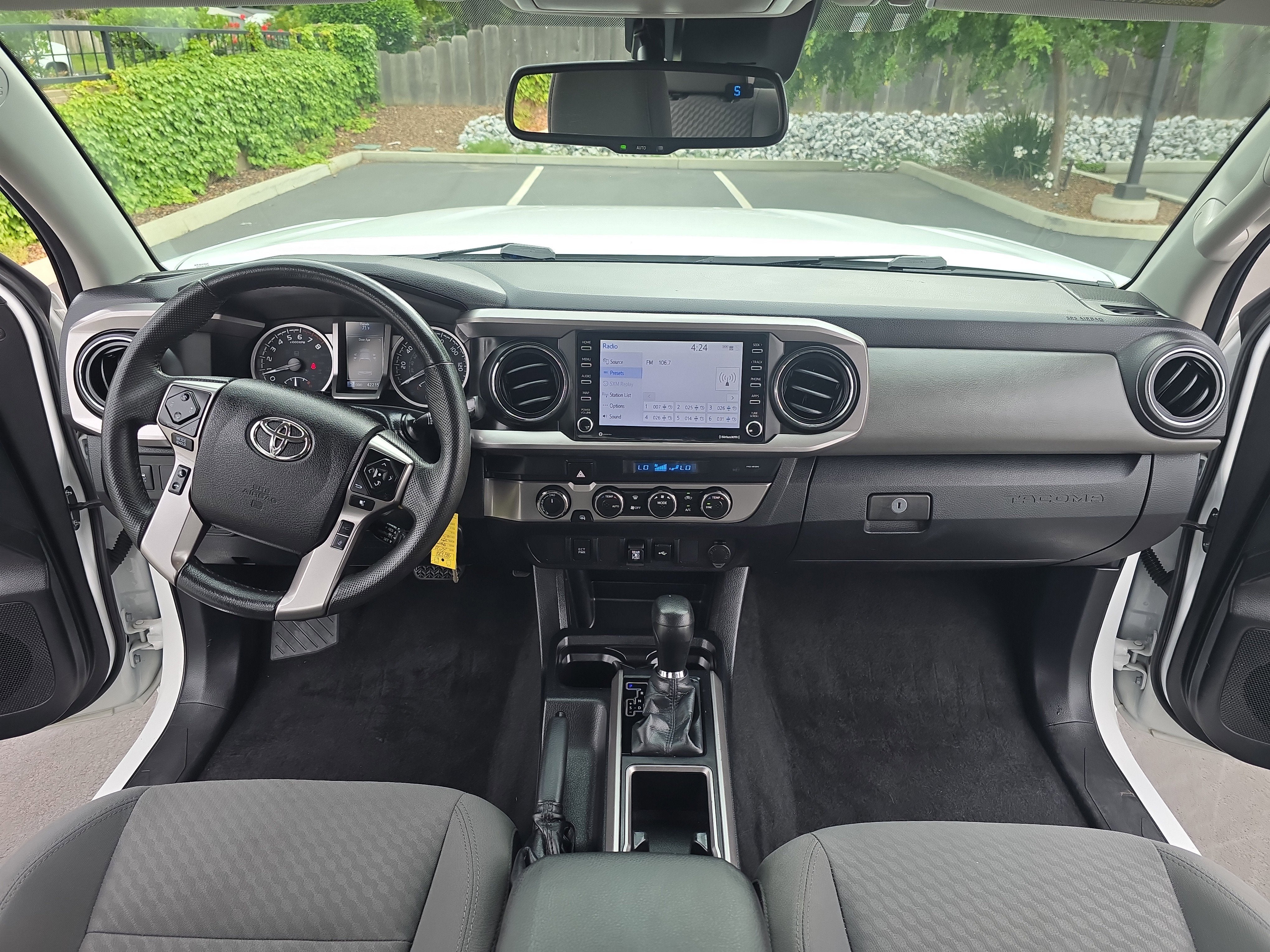 2022 Toyota Tacoma SR5