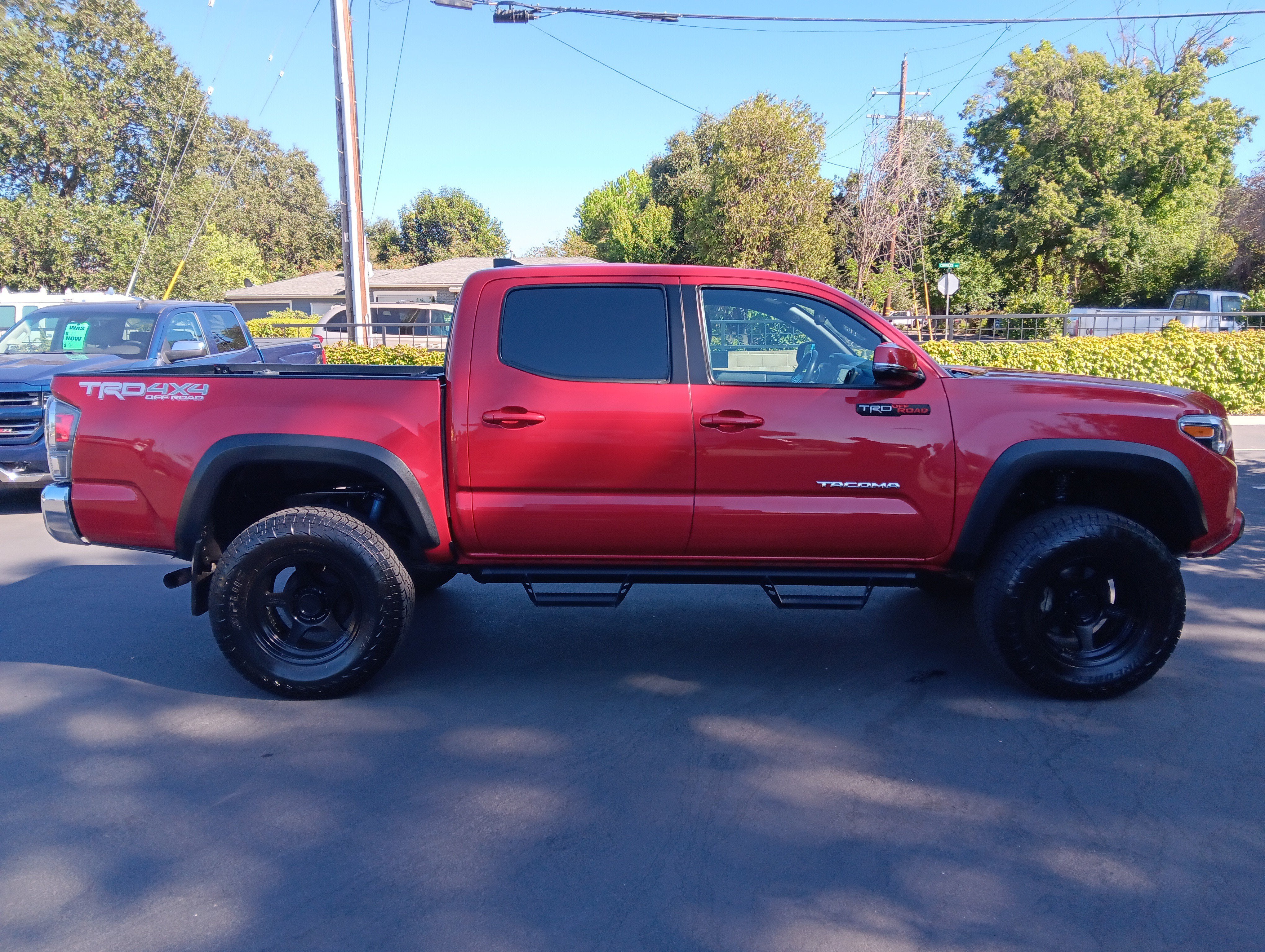 2022 Toyota Tacoma 4WD TRD Off Road