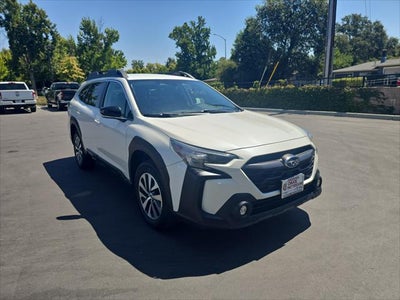 2023 Subaru Outback Premium
