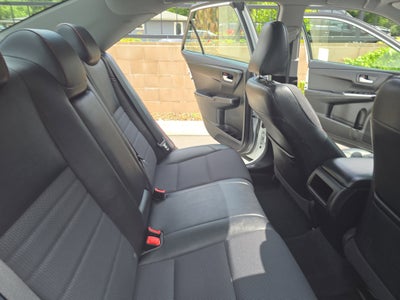 2017 Toyota Camry SE