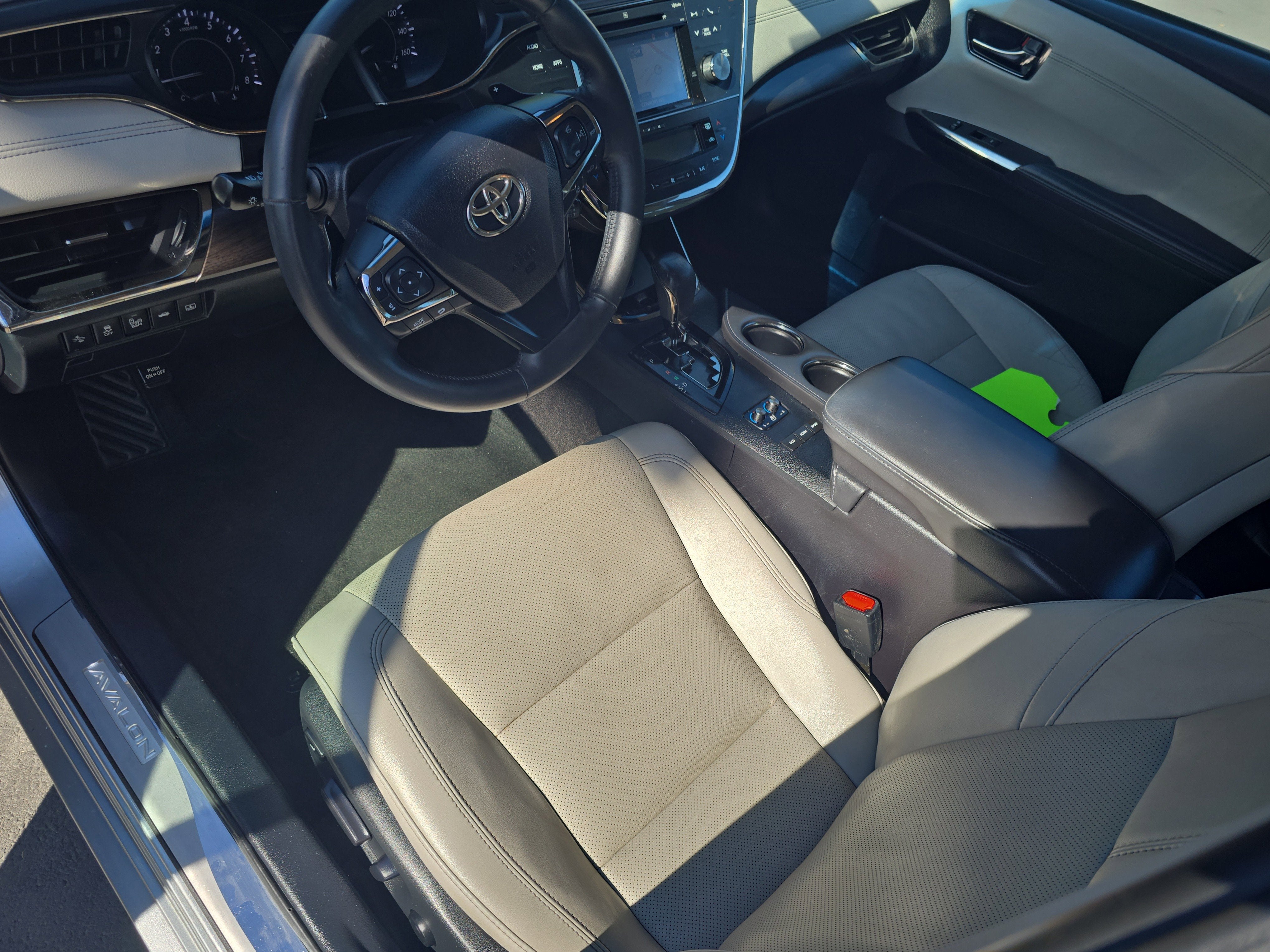 2016 Toyota Avalon Limited