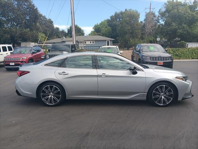 2020 Toyota Avalon XSE