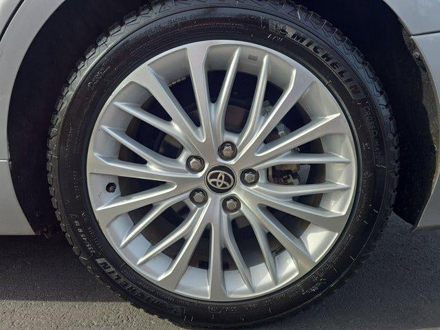 2020 Toyota Camry Hybrid XLE