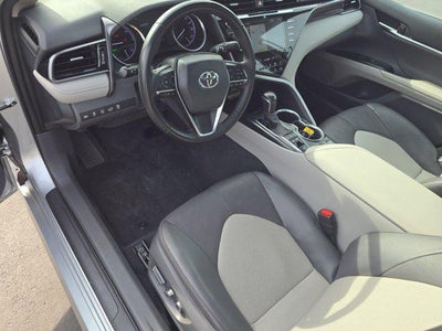 2020 Toyota Camry Hybrid XLE