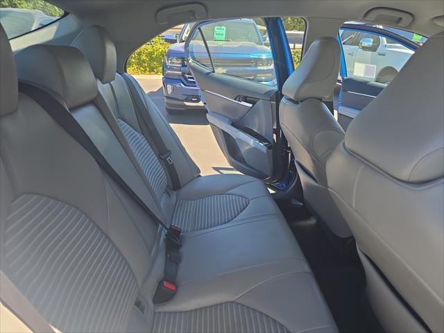 2020 Toyota Camry SE - Photo 29