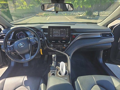 2022 Toyota Camry SE