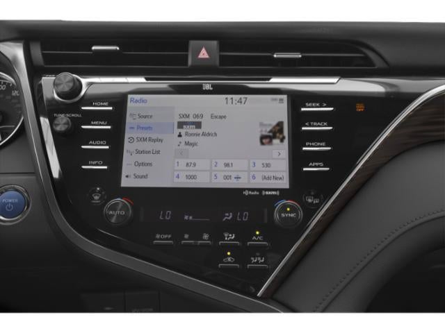 2020 Toyota Camry Hybrid SE