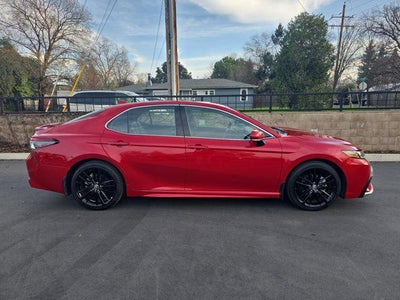 2024 Toyota Camry Hybrid XSE