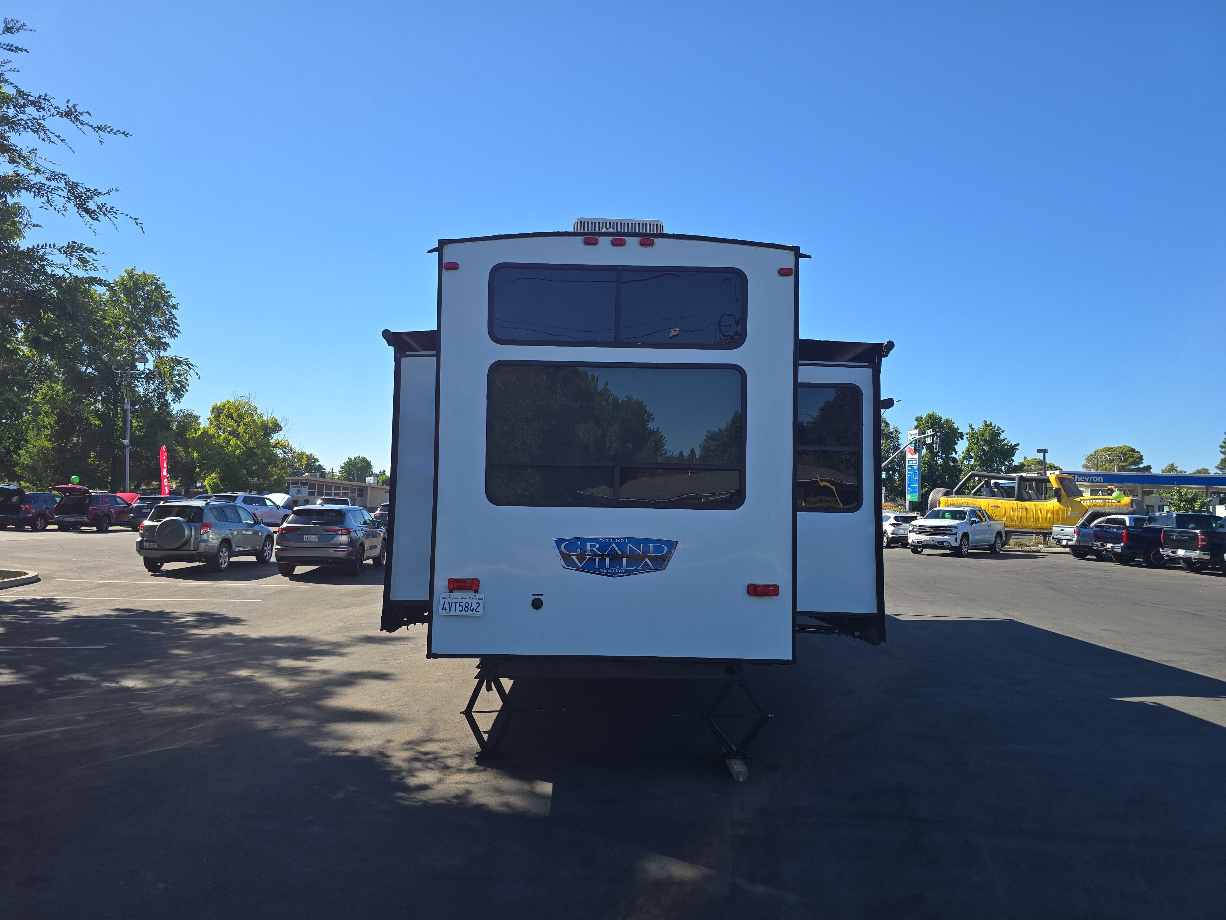 2023 FOREST RIVER SALEM Base