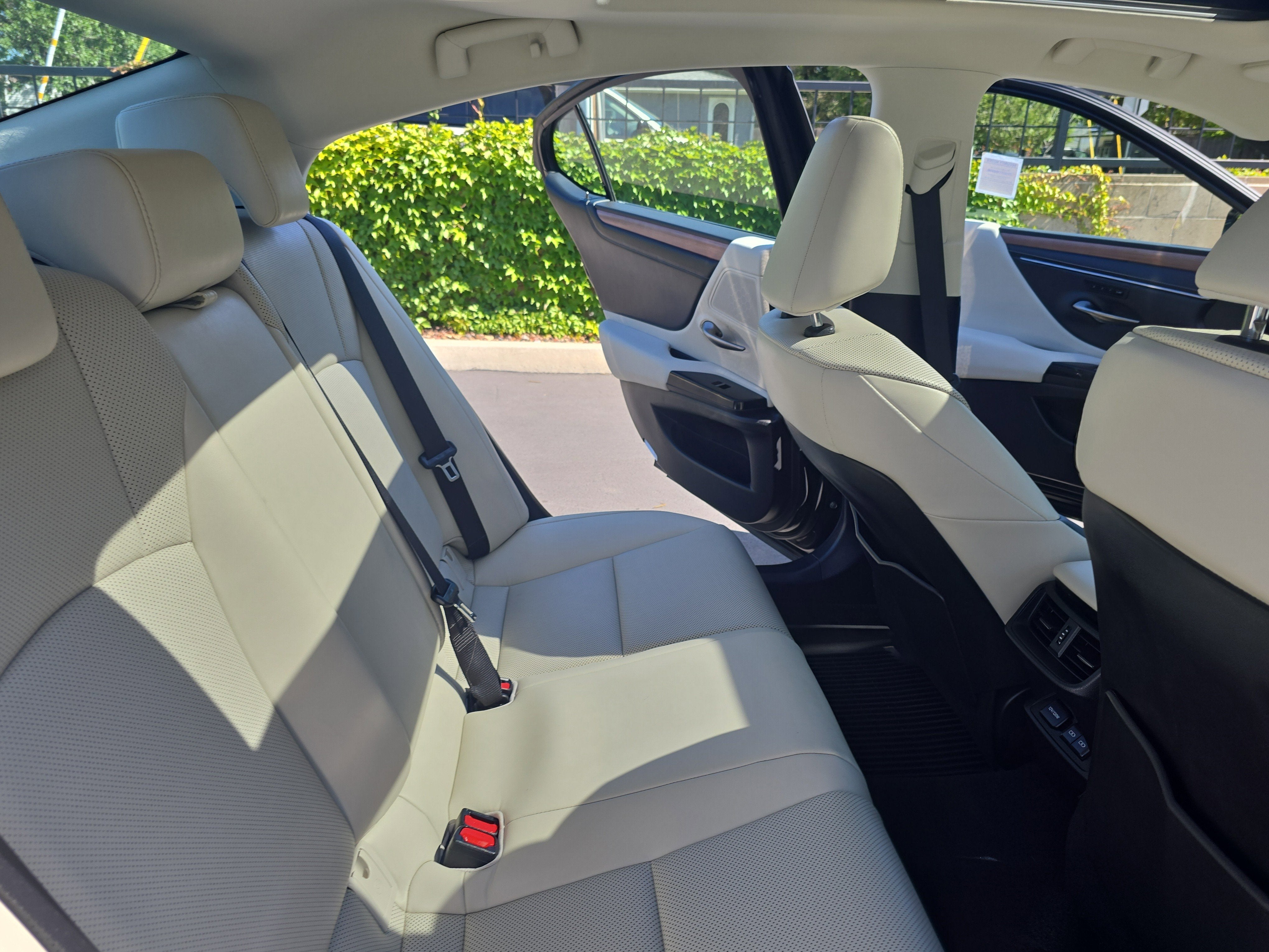 2025 Lexus ES ES 350