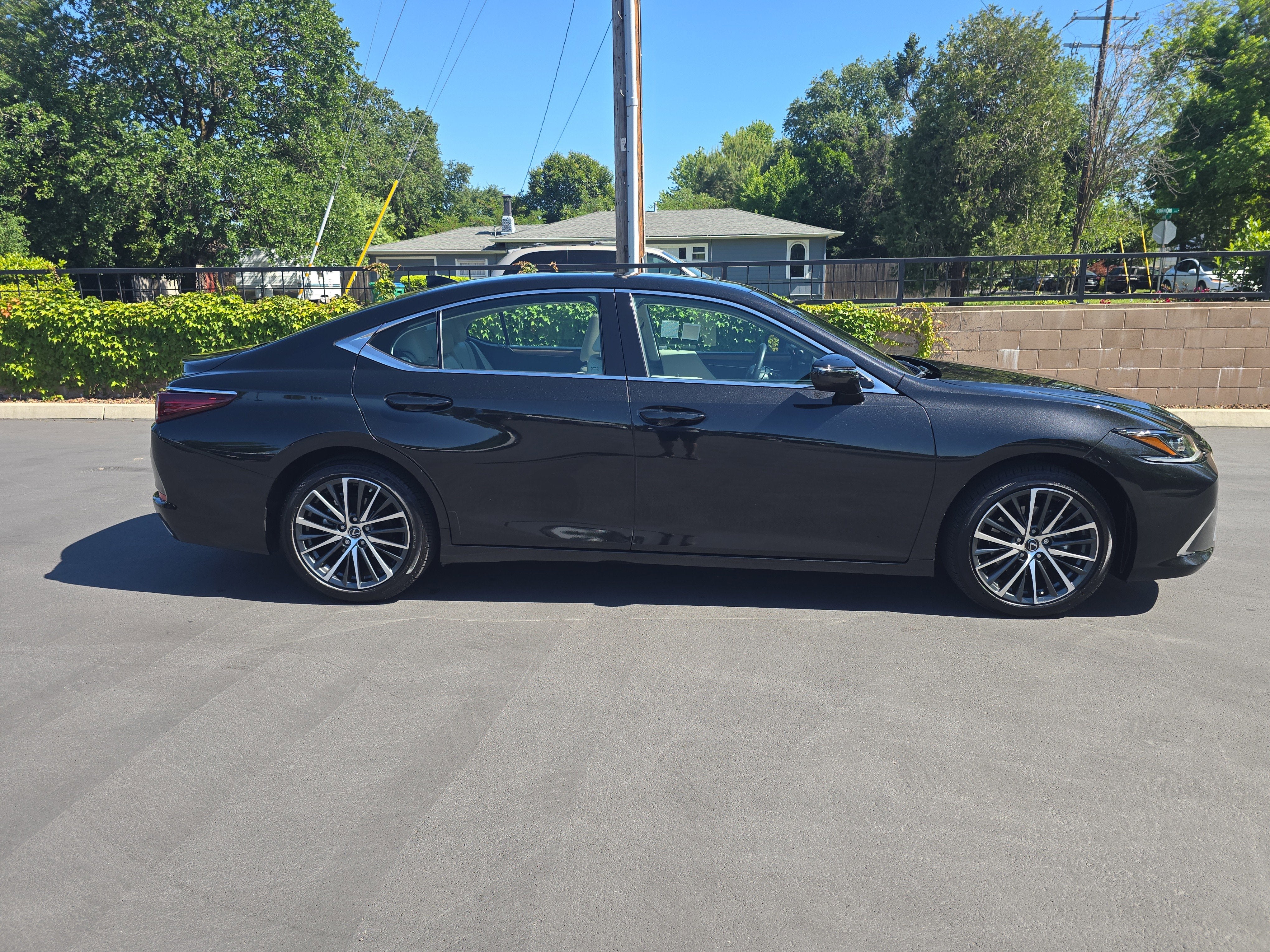 2025 Lexus ES ES 350