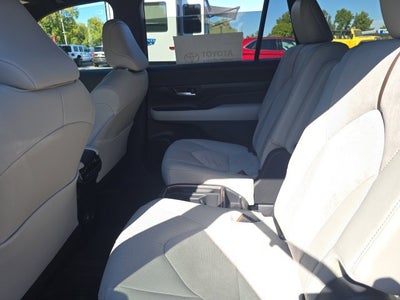 2026 Toyota Grand Highlander Hybrid MAX Platinum