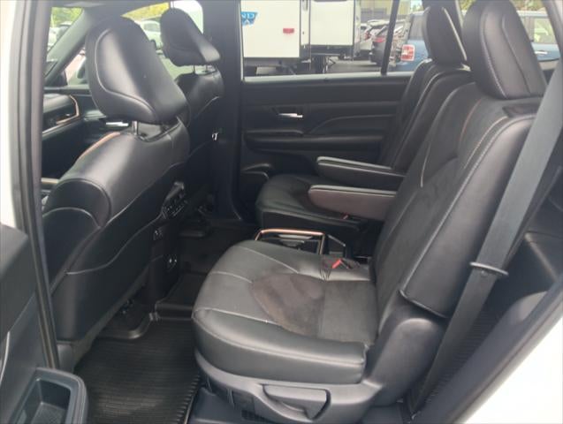 2025 Toyota Grand Highlander Hybrid MAX Platinum