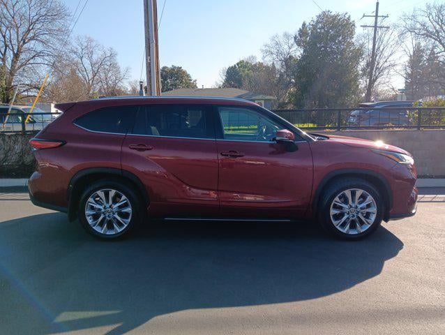 2022 Toyota Highlander Limited
