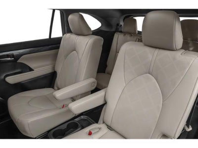 2021 Toyota Highlander Hybrid Platinum