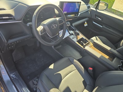 2026 Toyota Sienna Platinum