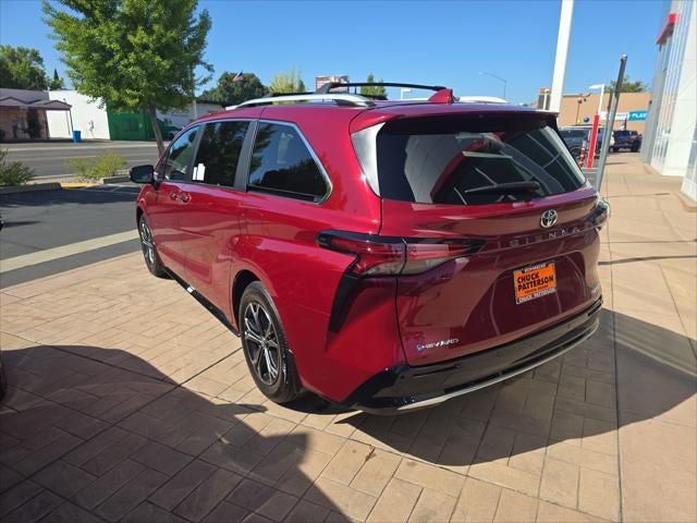 2026 Toyota Sienna Platinum