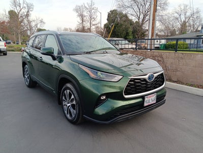 2023 Toyota Highlander Hybrid XLE