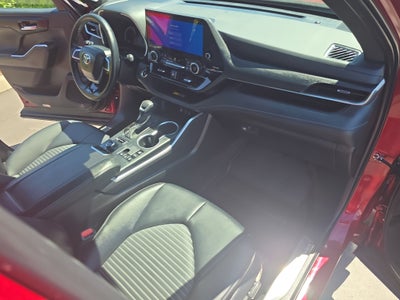 2026 Toyota Highlander XSE